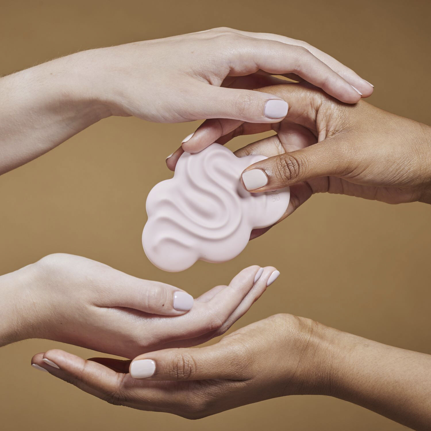 Nu&eacute;e Klitorisvibrator