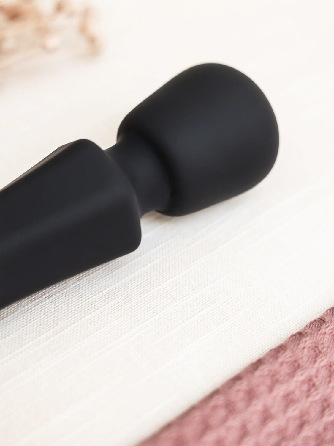 Tulsi Magic Wand Vibrator