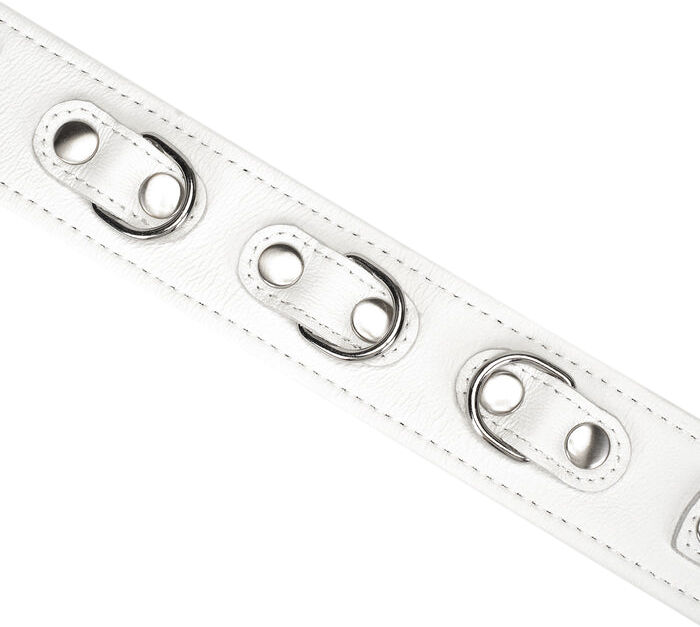 White Fuji Halsb&aring;nd Med Snor