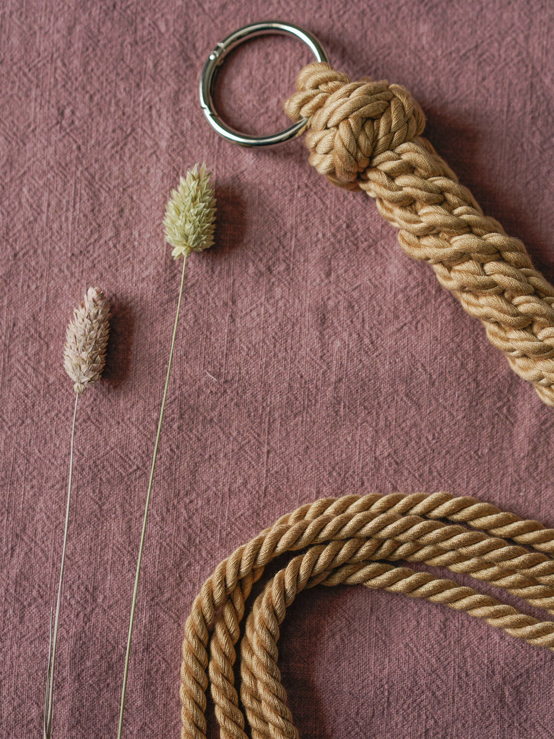 KANUKA | FLOGGER WHIP