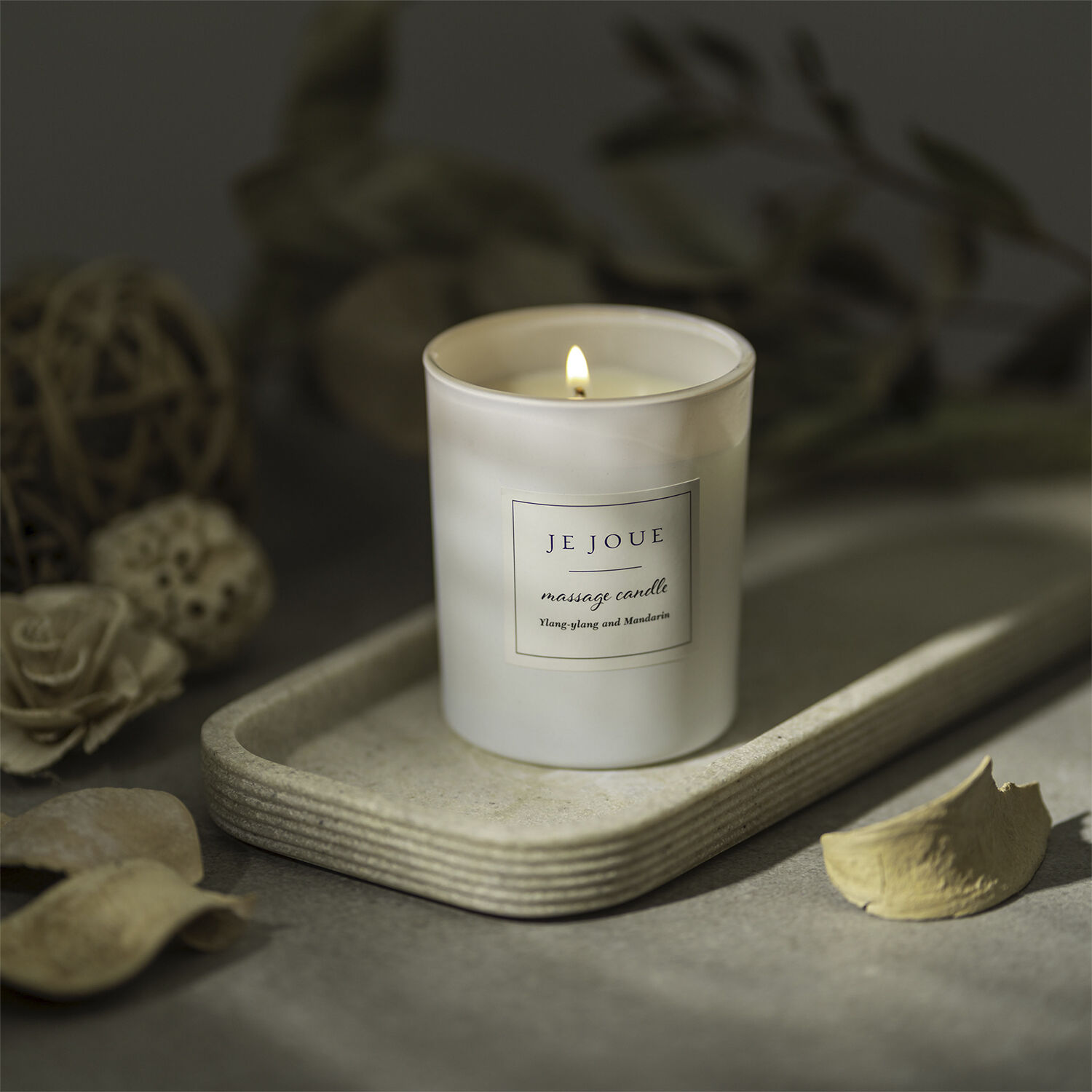 JE JOUE - MASSAGE CANDLE YLANG-YLANG MANDARIN
