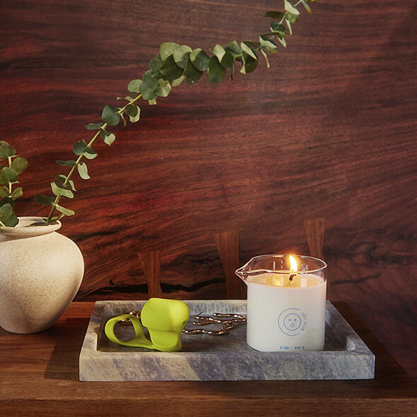 DAME PRODUCTS - MASSAGE OIL CANDLE WILD LUST LIME