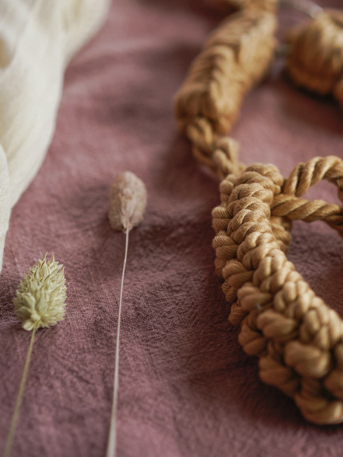 KANUKA | COLLAR TO WRIST RESTRAINT